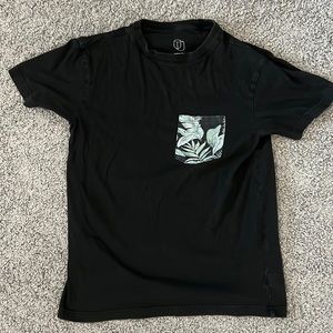 Original Use mens black pocket tee shirt